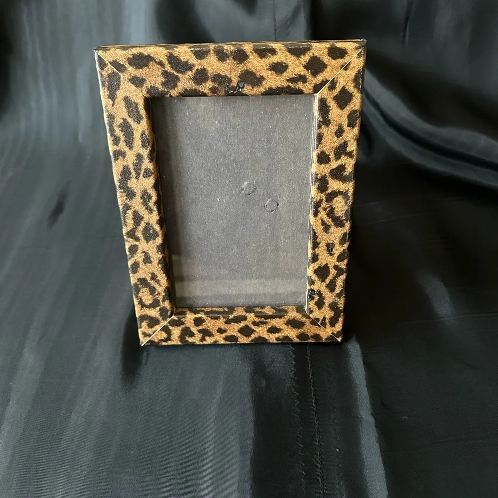 Picture Frame 5 1/2 x 7 1/2